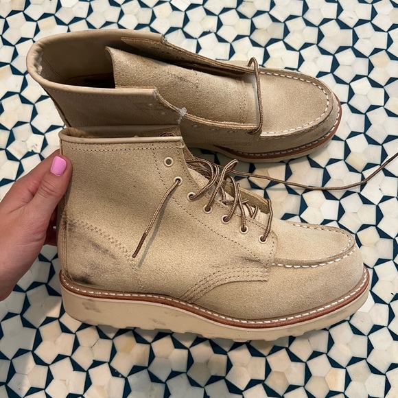 REDWING CLASSIC MOC WOMEN'S SHORT BOOT IN CREAM ABILENE LEATHER SZ 7.5 - Picture 2 of 8